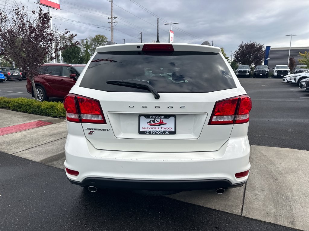 Used 2019 Dodge Journey SE w/ Premium Group AWD/4WD image 4