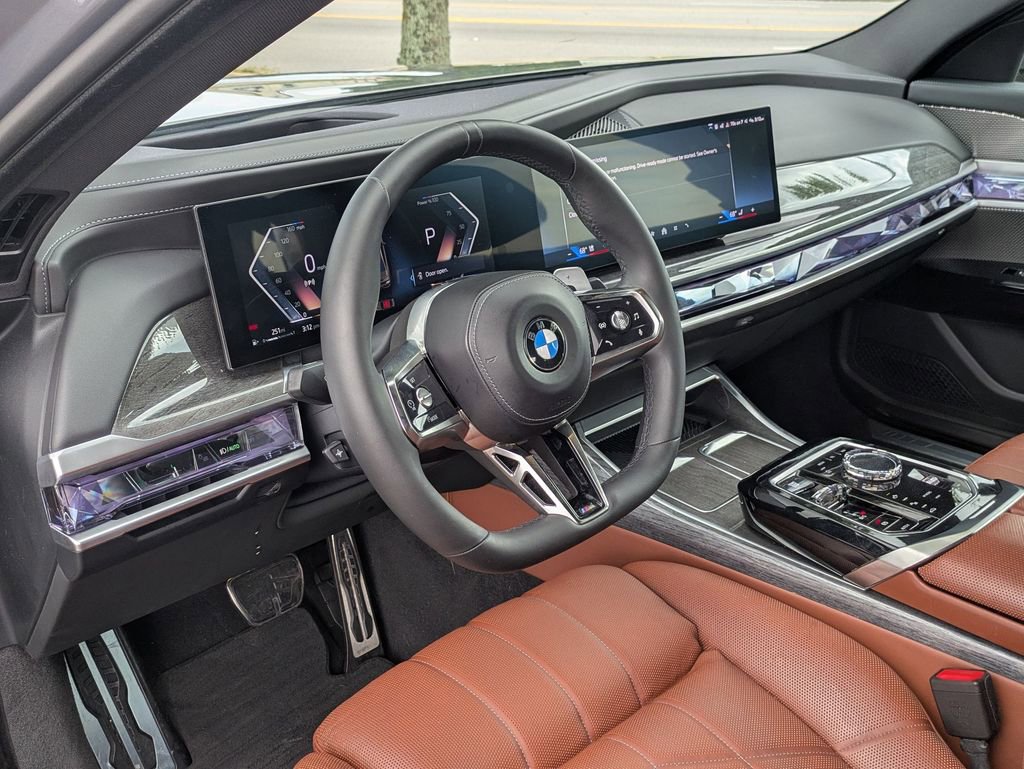 Used 2023 BMW 740i RWD image 27