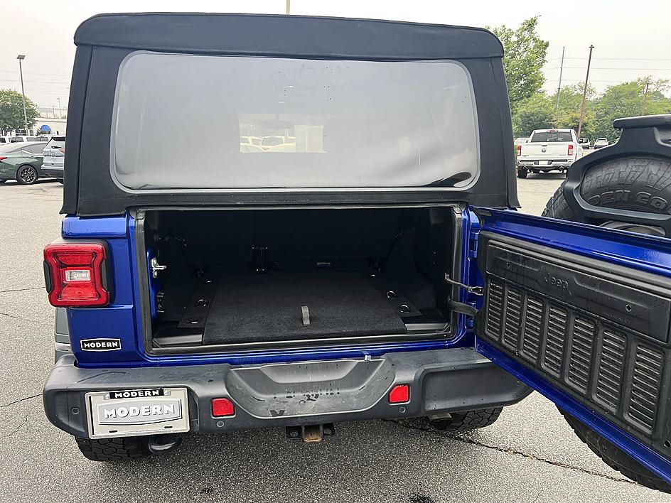 Used 2018 Jeep Wrangler Unlimited Sport S AWD/4WD image 15