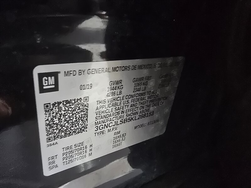 Used 2019 Chevrolet Trax LT w/ LT Convenience Package FWD image 34