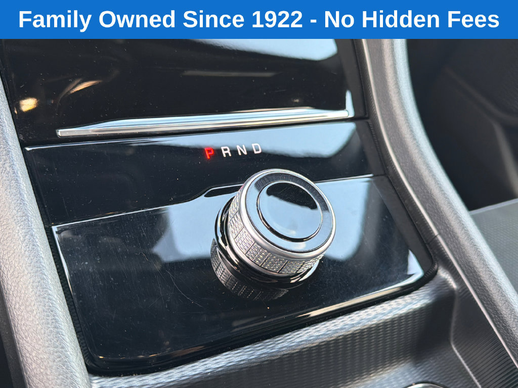 Used 2025 Jeep Grand Cherokee Altitude AWD/4WD image 32
