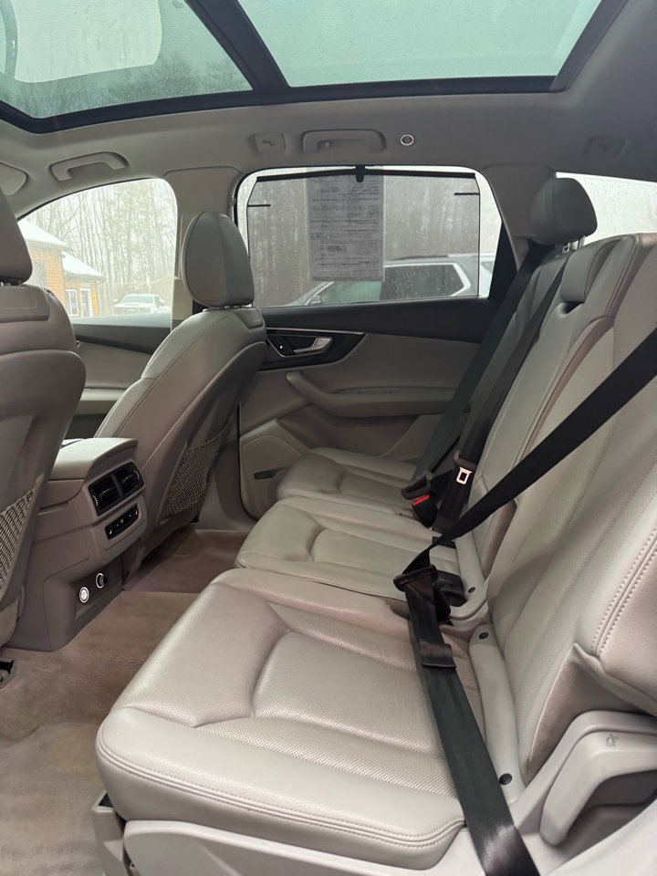 Used 2018 Audi Q7 3.0T Premium Plus w/ Premium Plus Package image 15