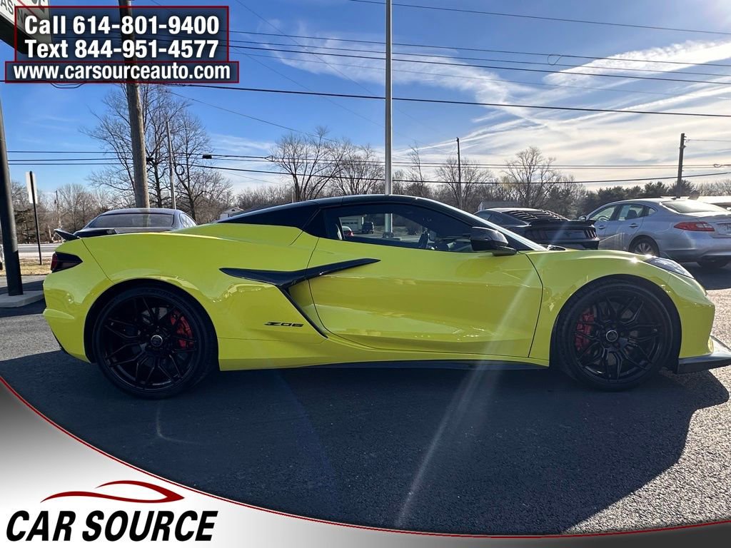 Used 2023 Chevrolet Corvette Z06 w/ Stealth Interior Trim Package image 8