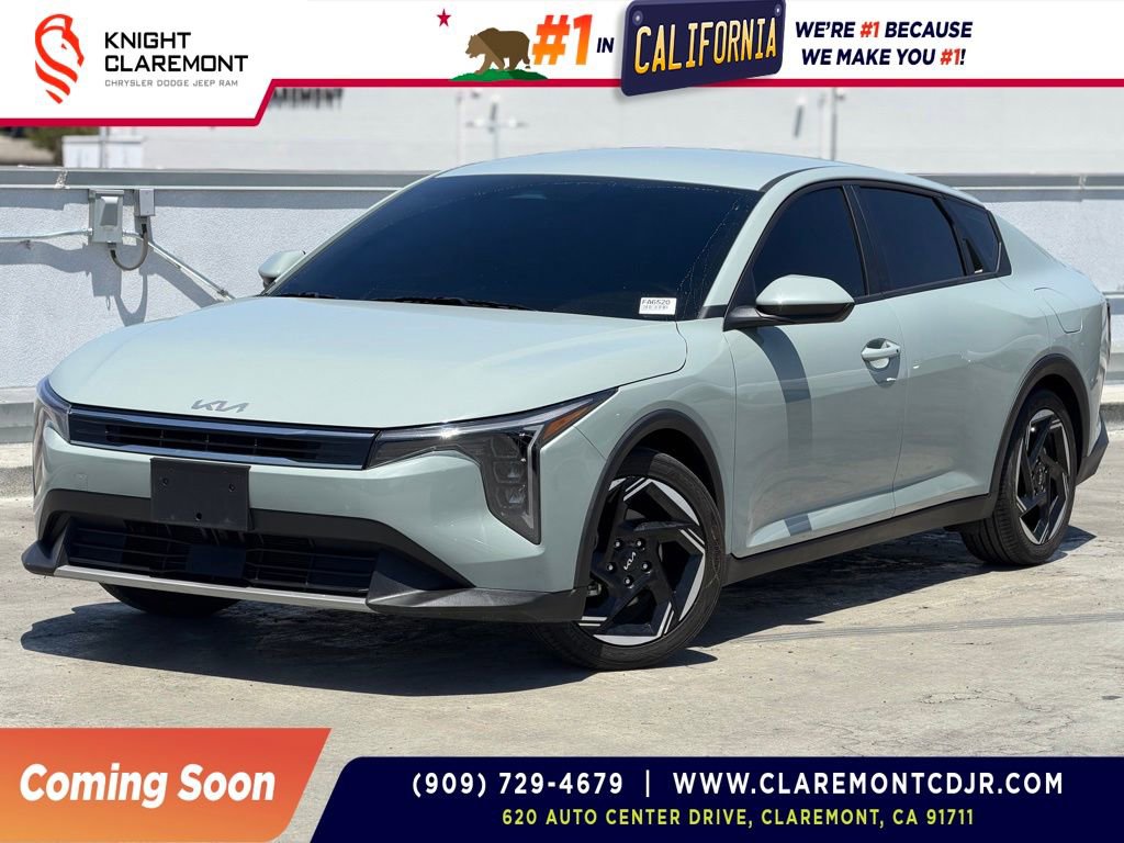 Used 2025 Kia K4 EX FWD image 1