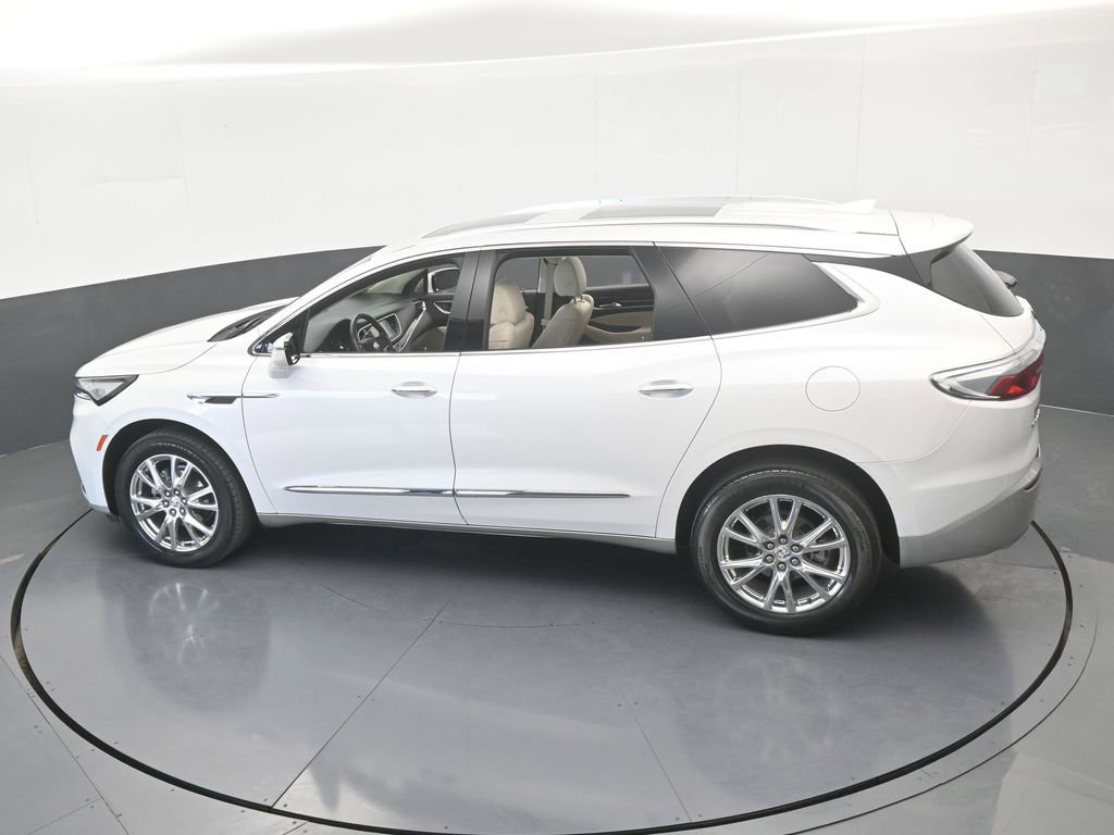 Used 2024 Buick Enclave Essence w/ Experience Buick Package FWD image 54