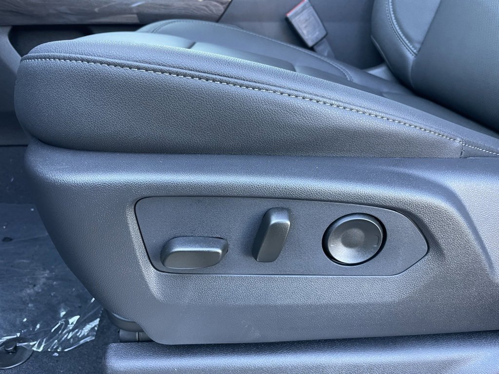 New 2026 Chevrolet Silverado 3500 LTZ w/ LTZ Convenience Package image 10