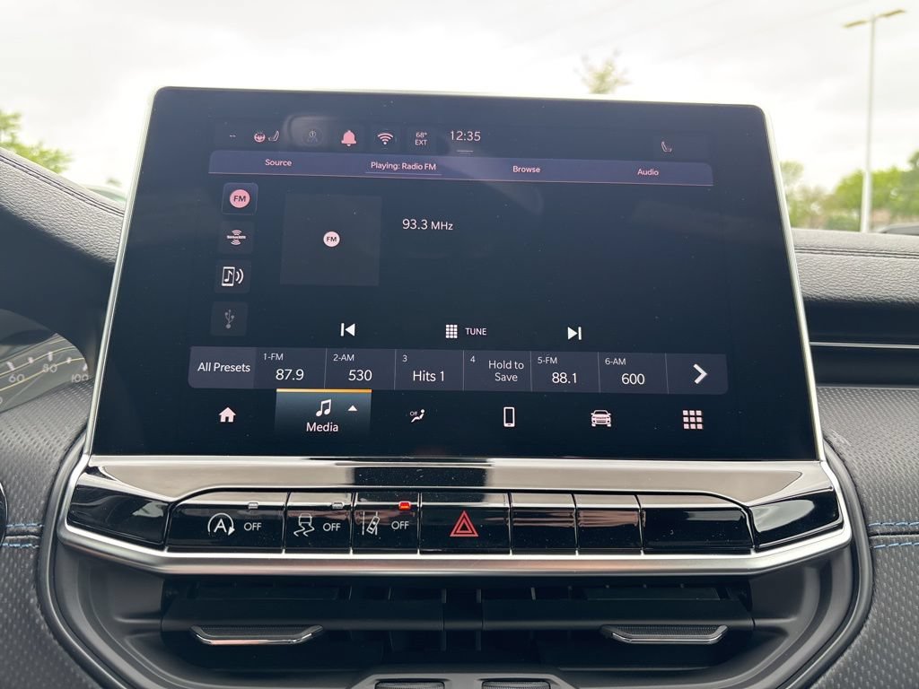 New 2026 Jeep Compass Latitude AWD/4WD image 61