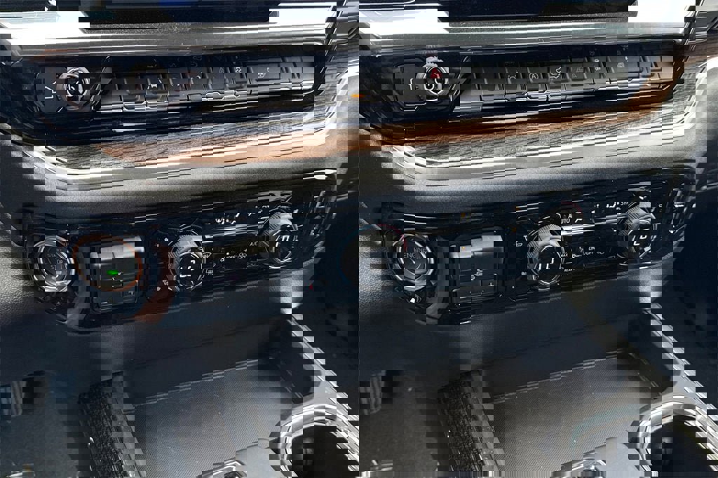 New 2025 Chevrolet Silverado 1500 LT image 20