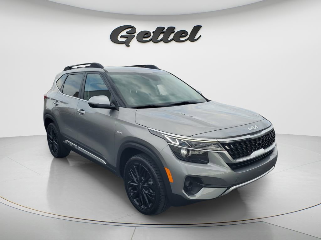 Used 2023 Kia Seltos Nightfall Edition AWD/4WD image 6