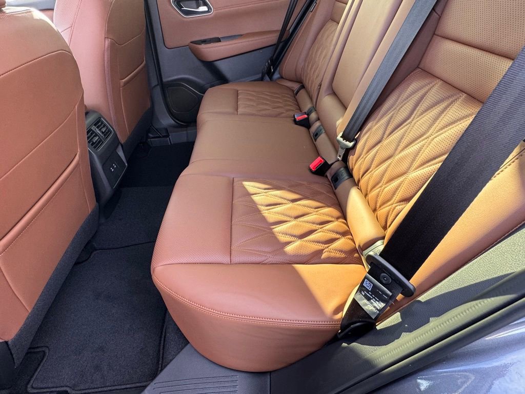 New 2026 Nissan Rogue Platinum AWD/4WD image 13