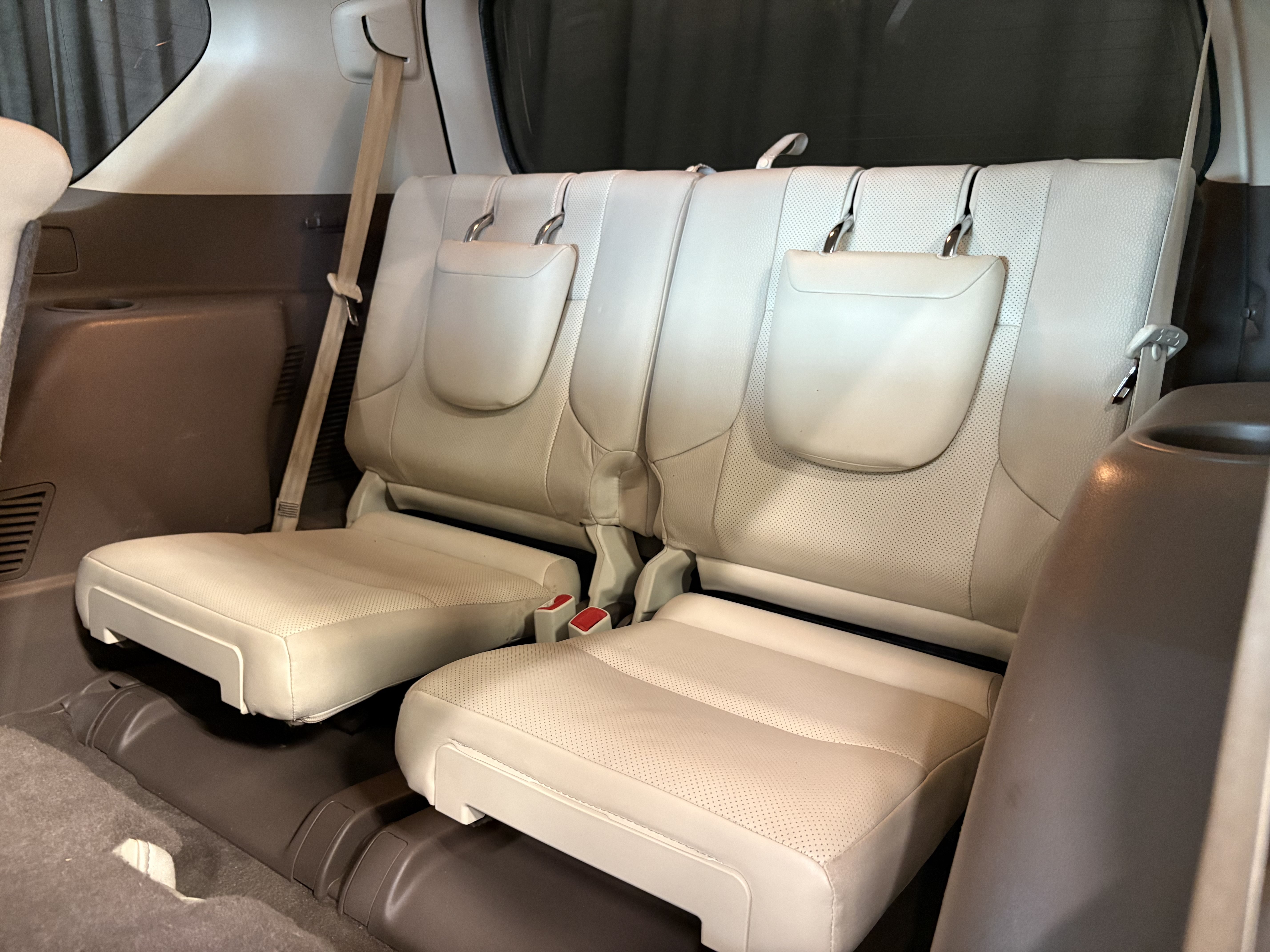 Used 2016 Lexus GX 460 w/ Premium Package AWD/4WD image 11