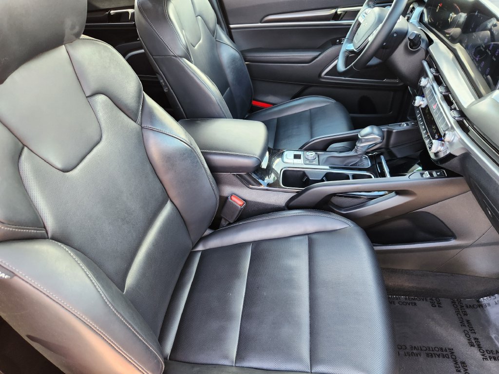 Used 2025 Kia Telluride S AWD/4WD image 5