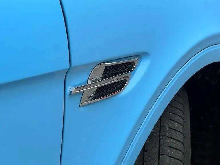 Used 2017 Bentley Bentayga image 47