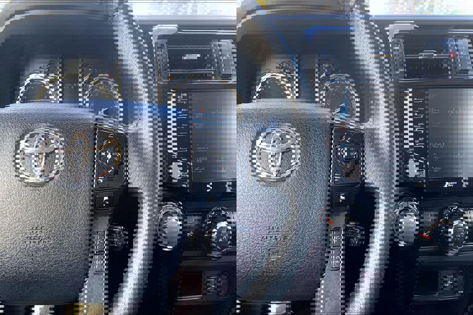 Used 2024 Toyota 4Runner TRD Off-Road image 24