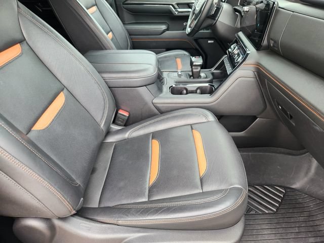 Used 2024 GMC Sierra 1500 AT4 w/ AT4 Premium Package AWD/4WD image 13