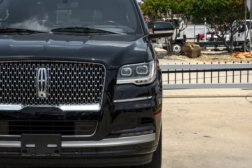 Used 2022 Lincoln Navigator Reserve AWD/4WD image 52