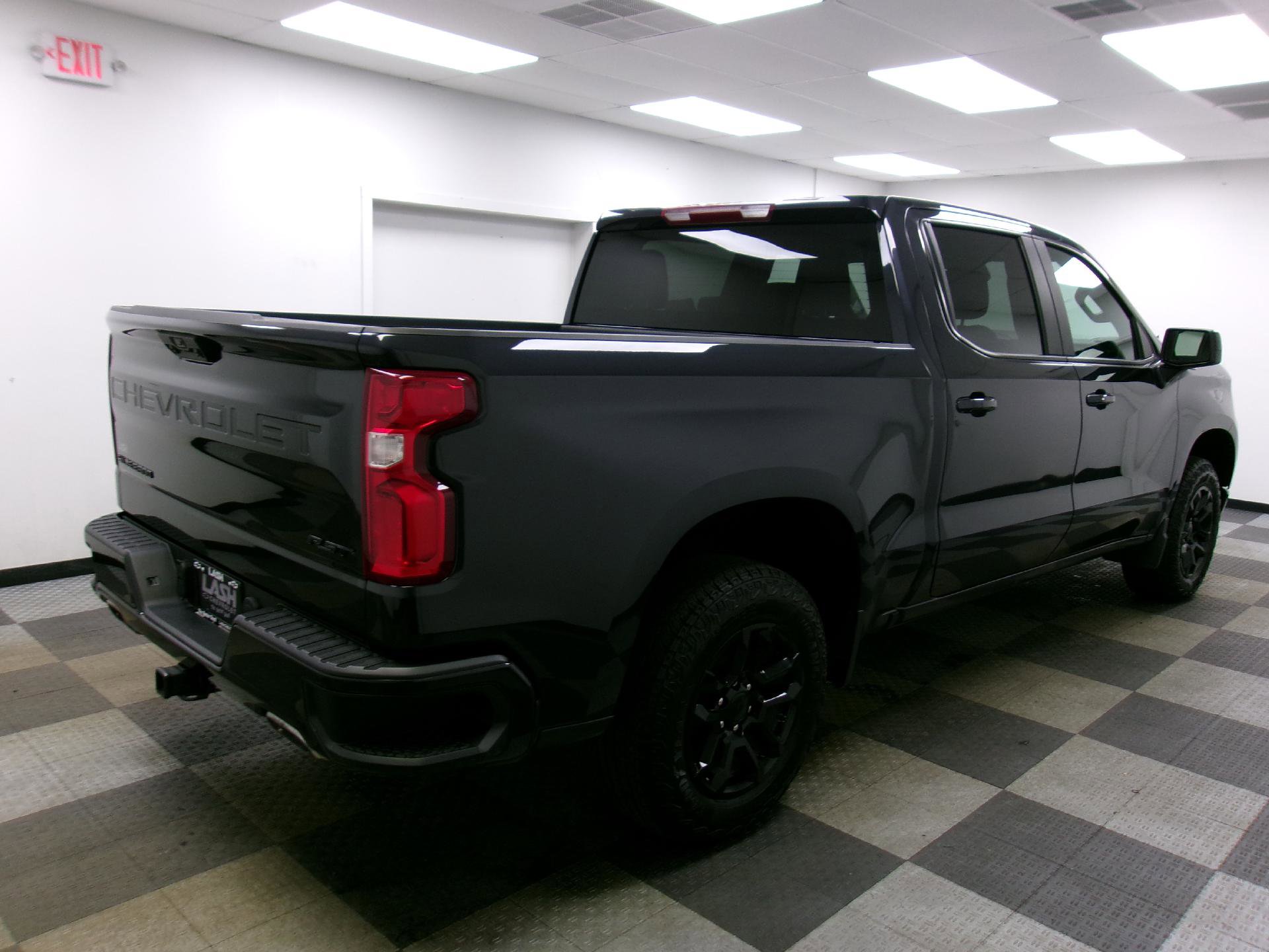 Certified 2024 Chevrolet Silverado 1500 RST w/ Z71 Off-Road Package AWD/4WD image 13