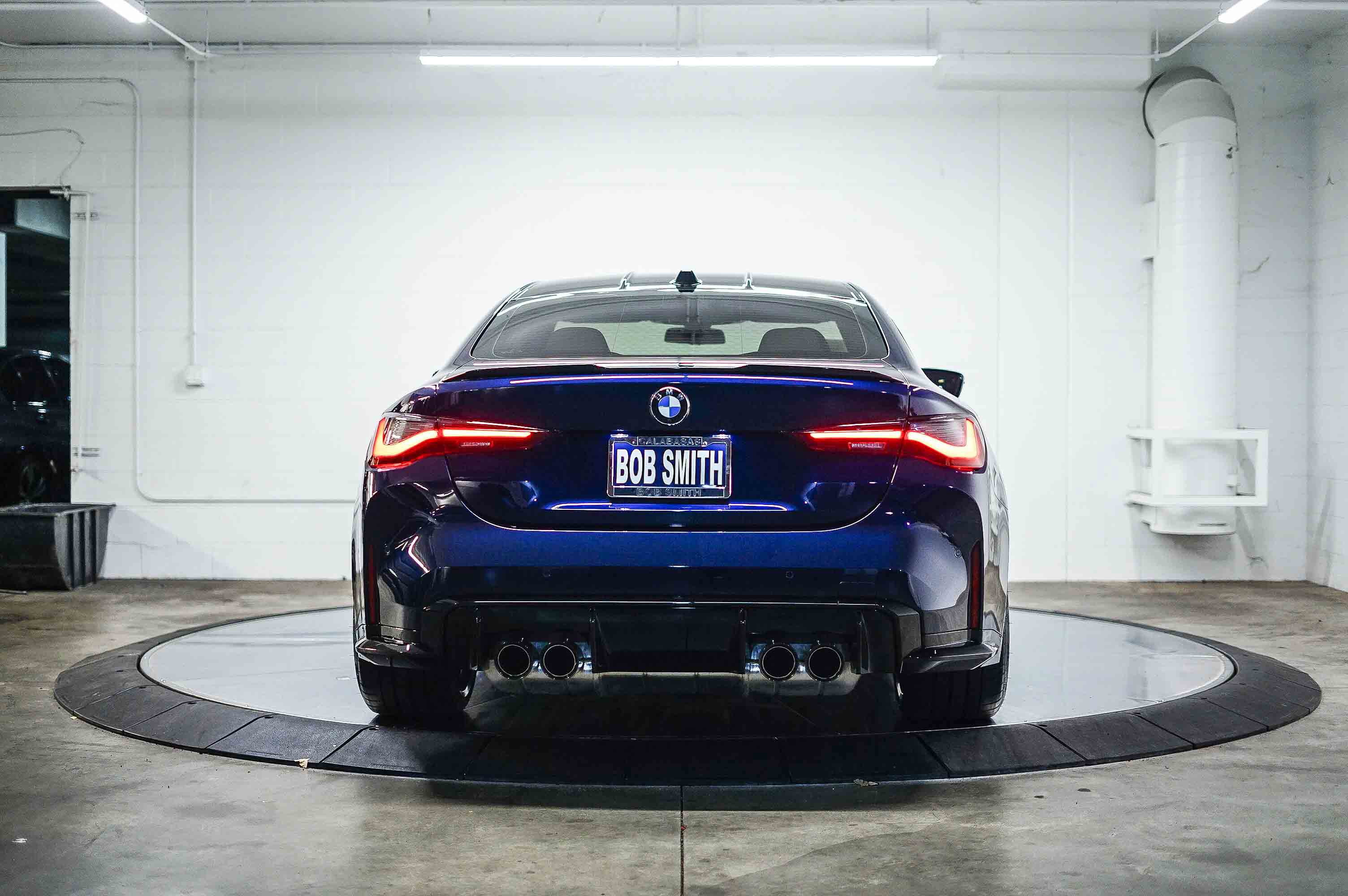 Used 2024 BMW M4 Competition w/ Executive Package image 5