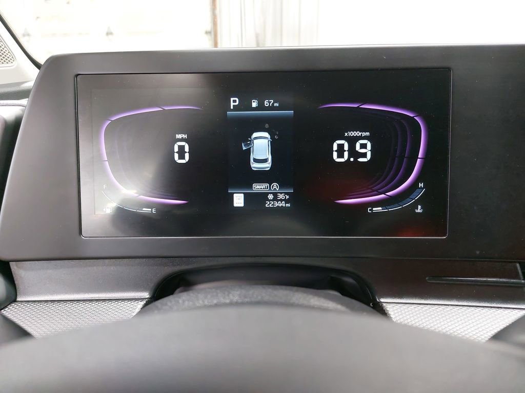 Used 2025 Kia Sportage LX image 18