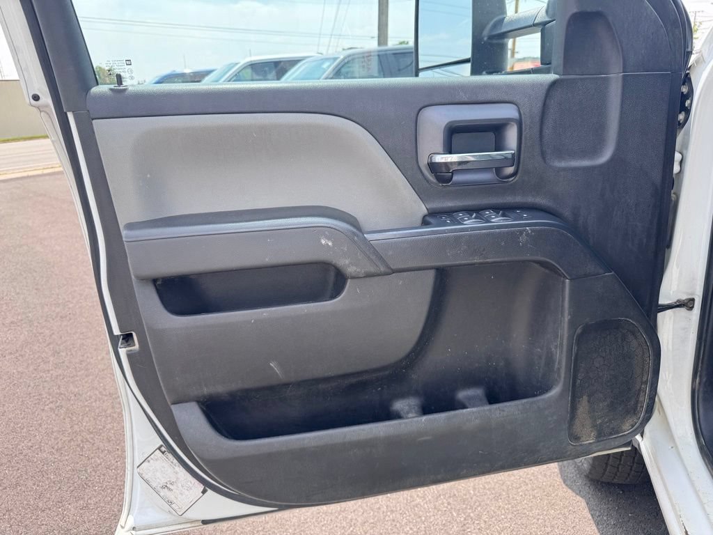 Used 2018 Chevrolet Silverado 3500 W/T RWD image 11