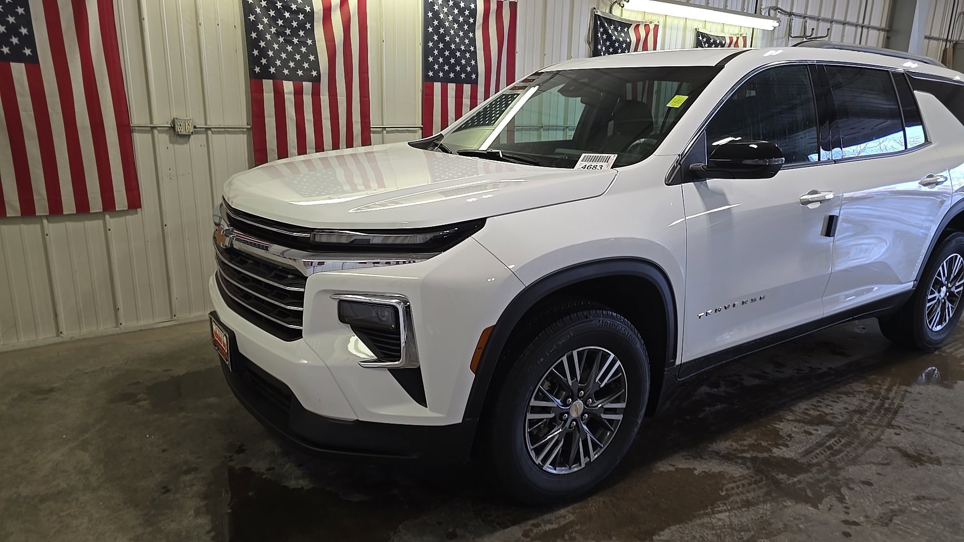 New 2026 Chevrolet Traverse LT image 4