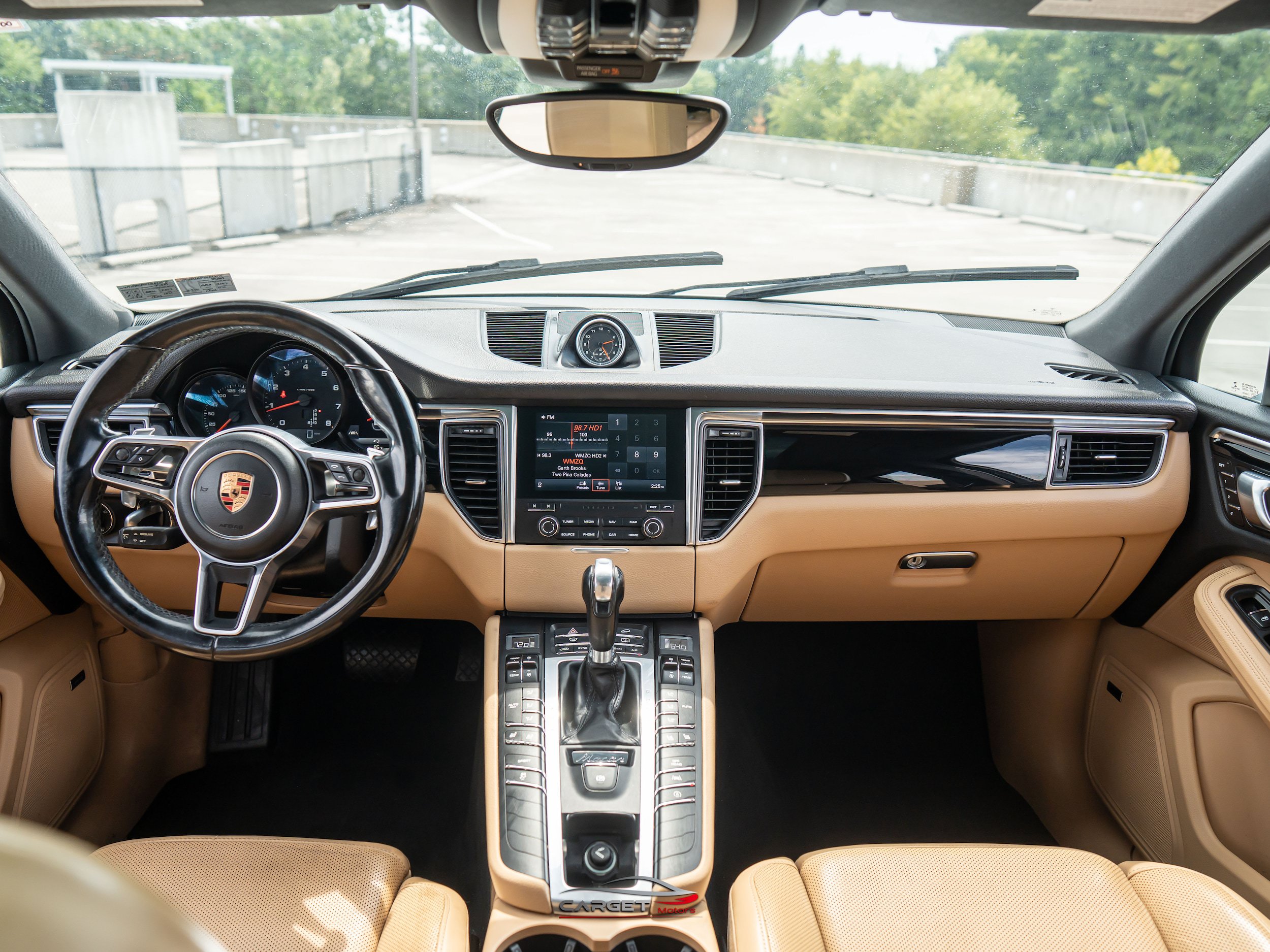 Used 2018 Porsche Macan AWD/4WD image 14