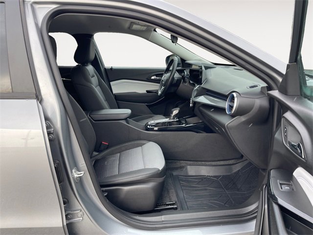 Used 2024 Chevrolet Trax LT w/ Driver Confidence Package image 15