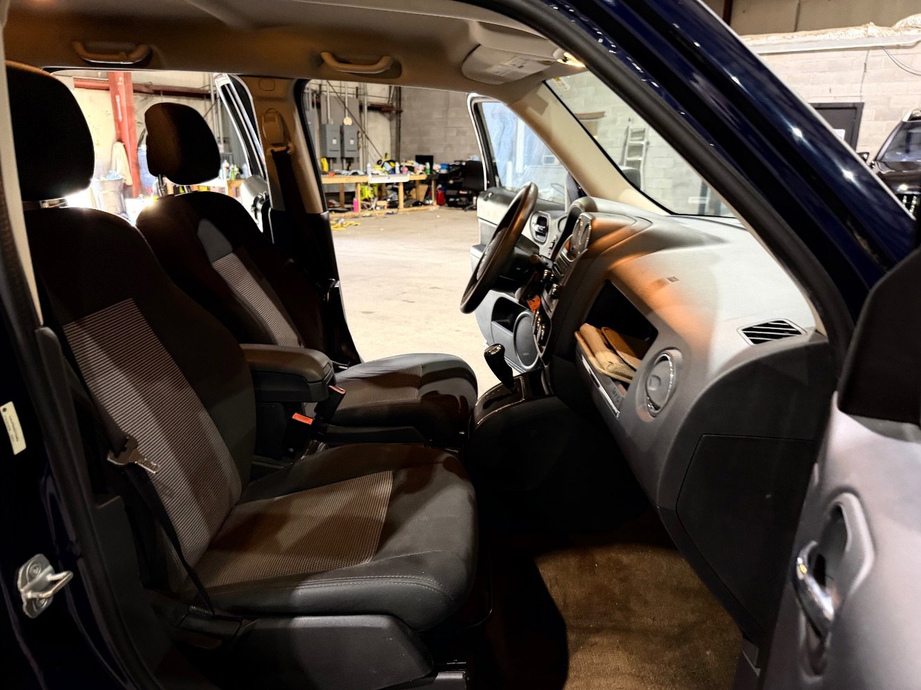 Used 2013 Jeep Patriot Sport w/ PWR Value Group FWD image 25