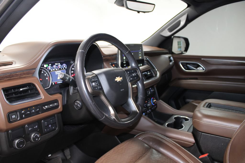 Used 2021 Chevrolet Suburban High Country RWD image 17