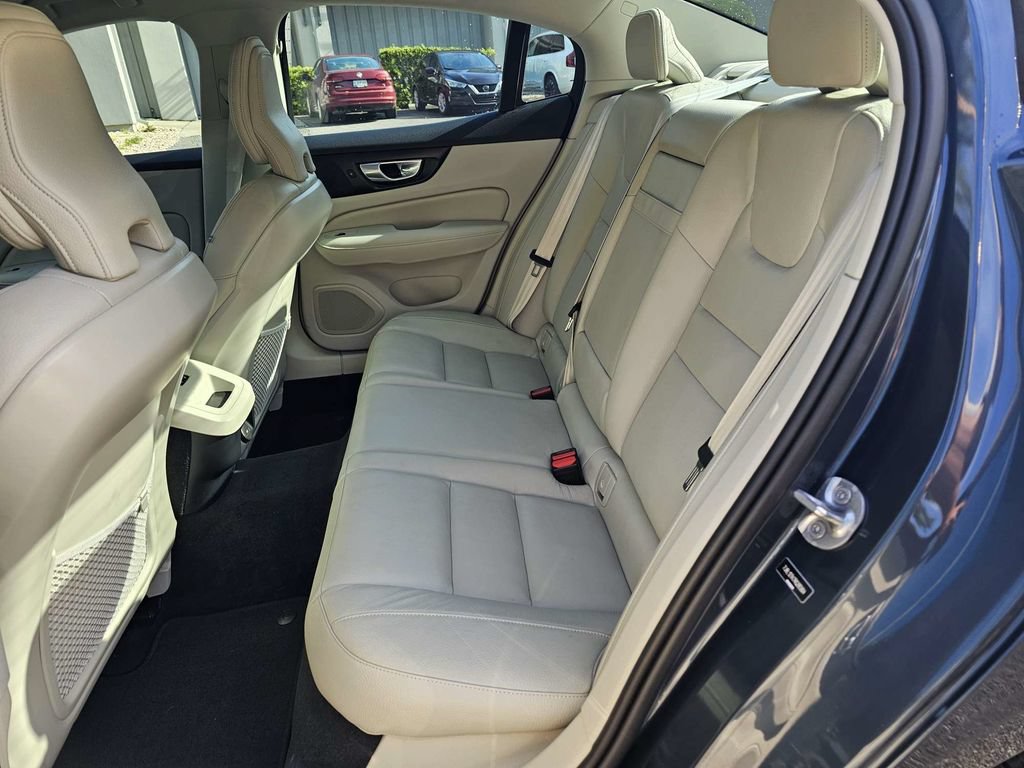 Certified 2024 Volvo S60 B5 Core w/ Climate Package AWD/4WD image 12