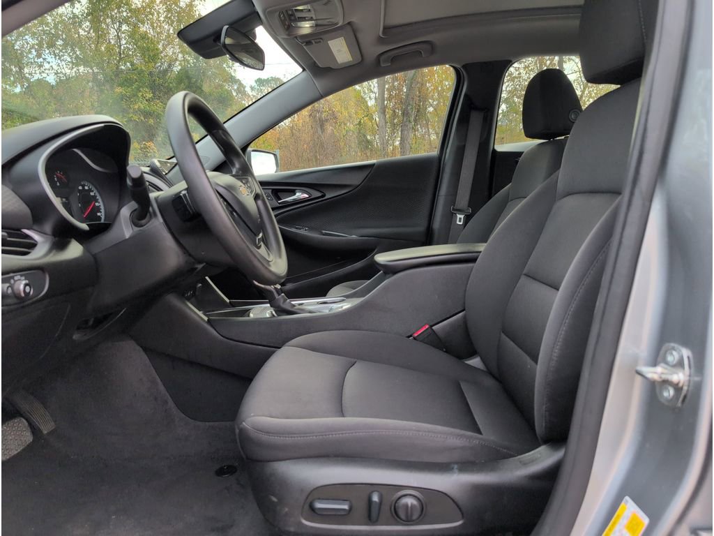 Used 2024 Chevrolet Malibu LT image 10