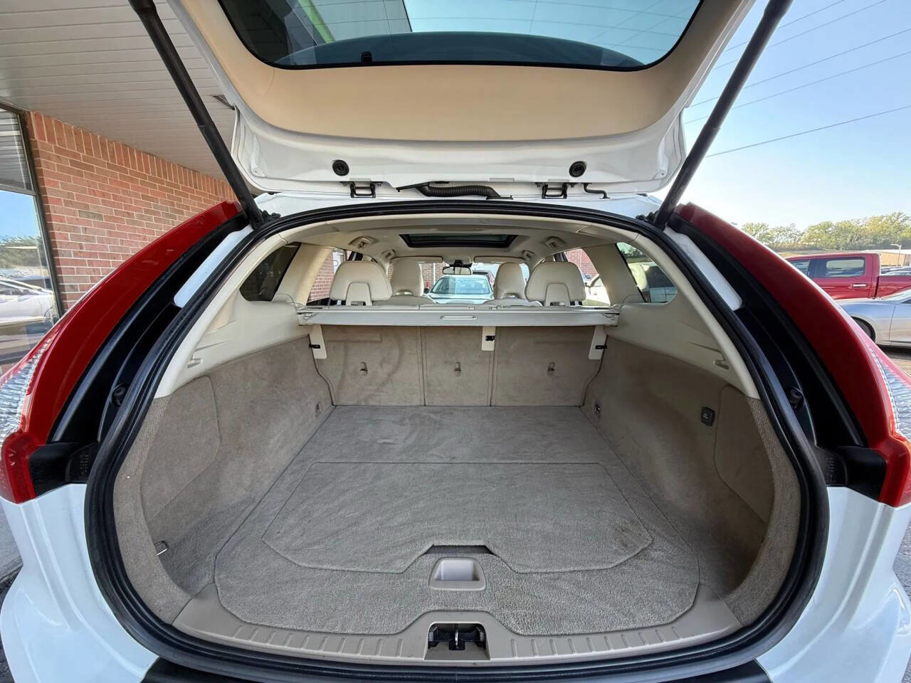 Used 2013 Volvo XC60 T6 image 15