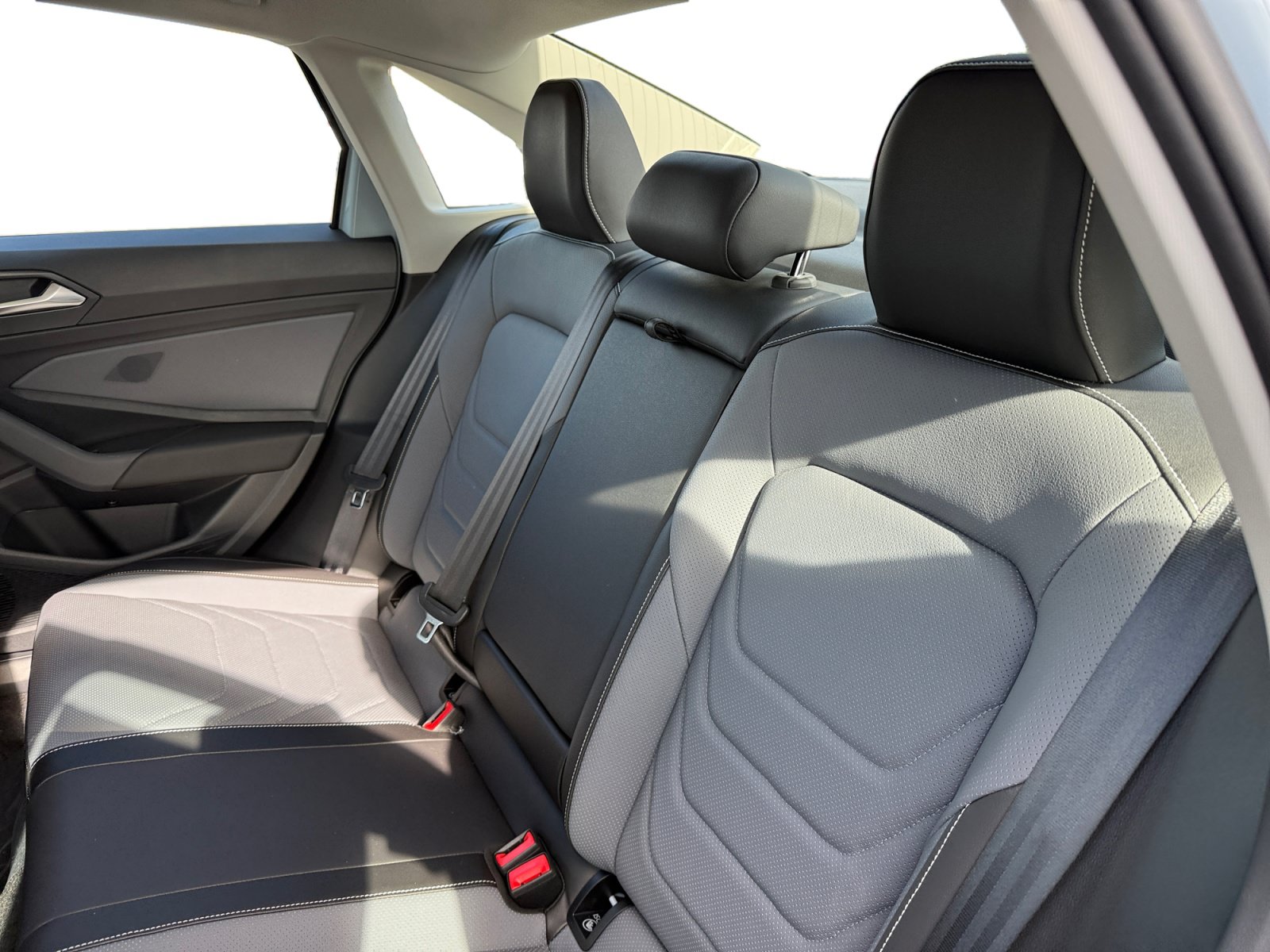 New 2027 Volkswagen Jetta SEL FWD image 16