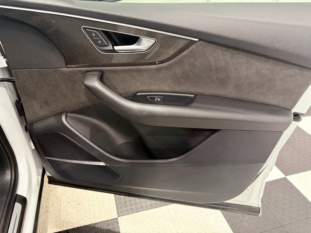 Used 2021 Audi SQ7 Premium Plus w/ Driver Assistance Package image 26