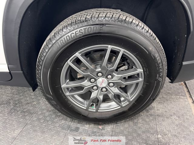 Used 2025 GMC Acadia Elevation image 23