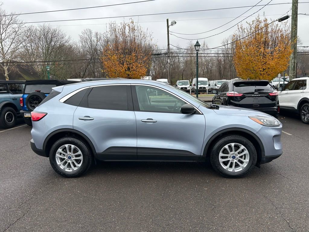 Certified 2022 Ford Escape SE w/ Convenience Package image 4