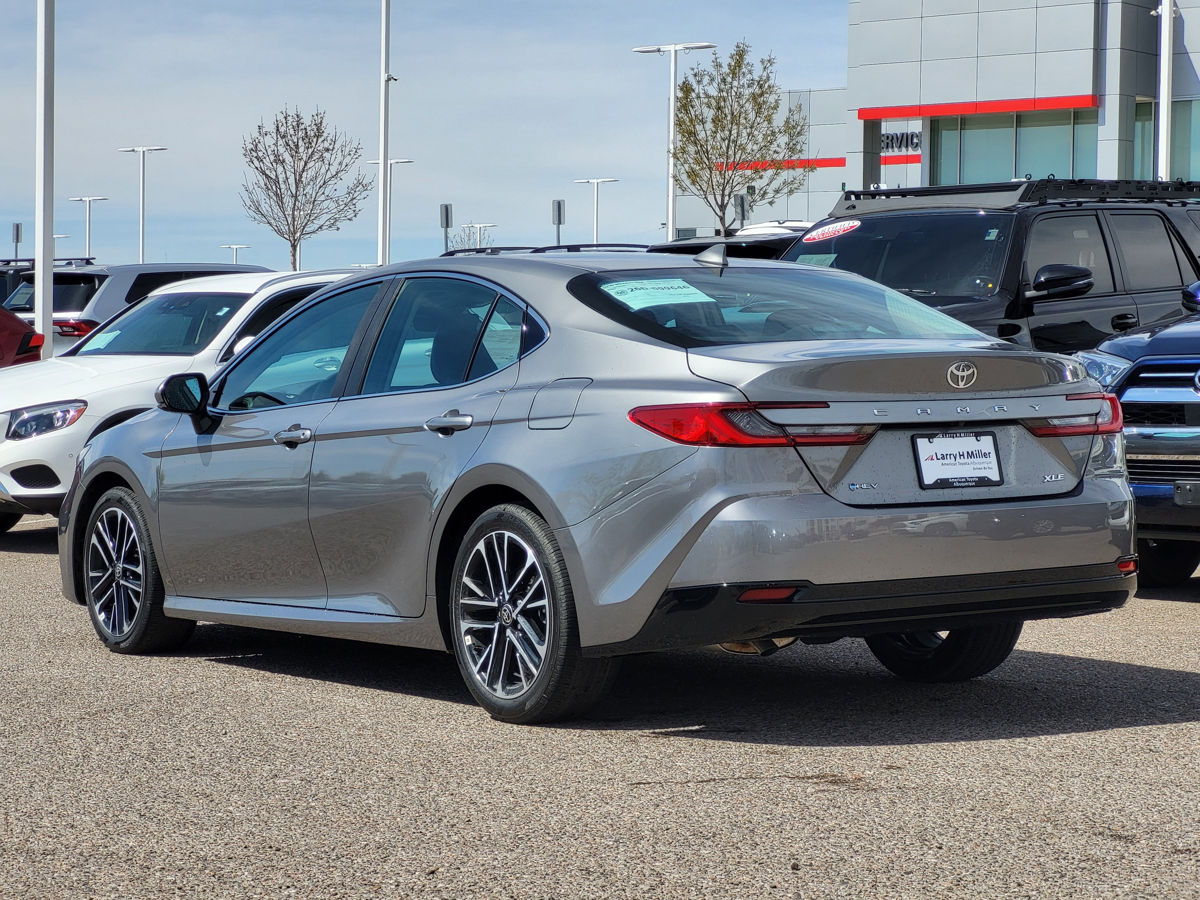 Used 2026 Toyota Camry XLE image 6