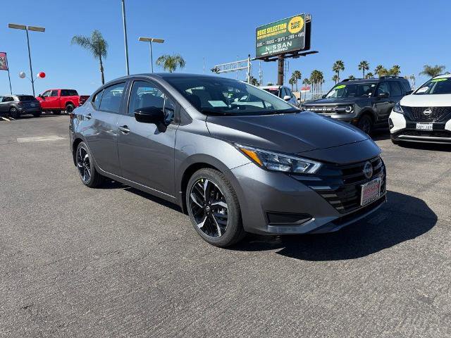 New 2025 Nissan Versa SR w/ Trunk Package