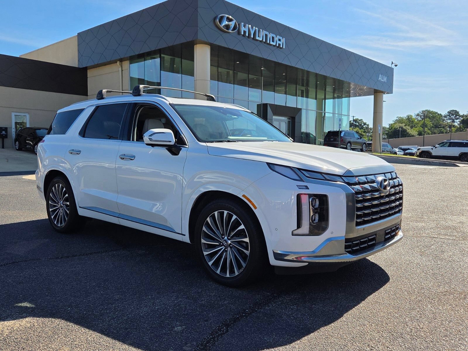 Used 2023 Hyundai Palisade Calligraphy AWD/4WD image 1
