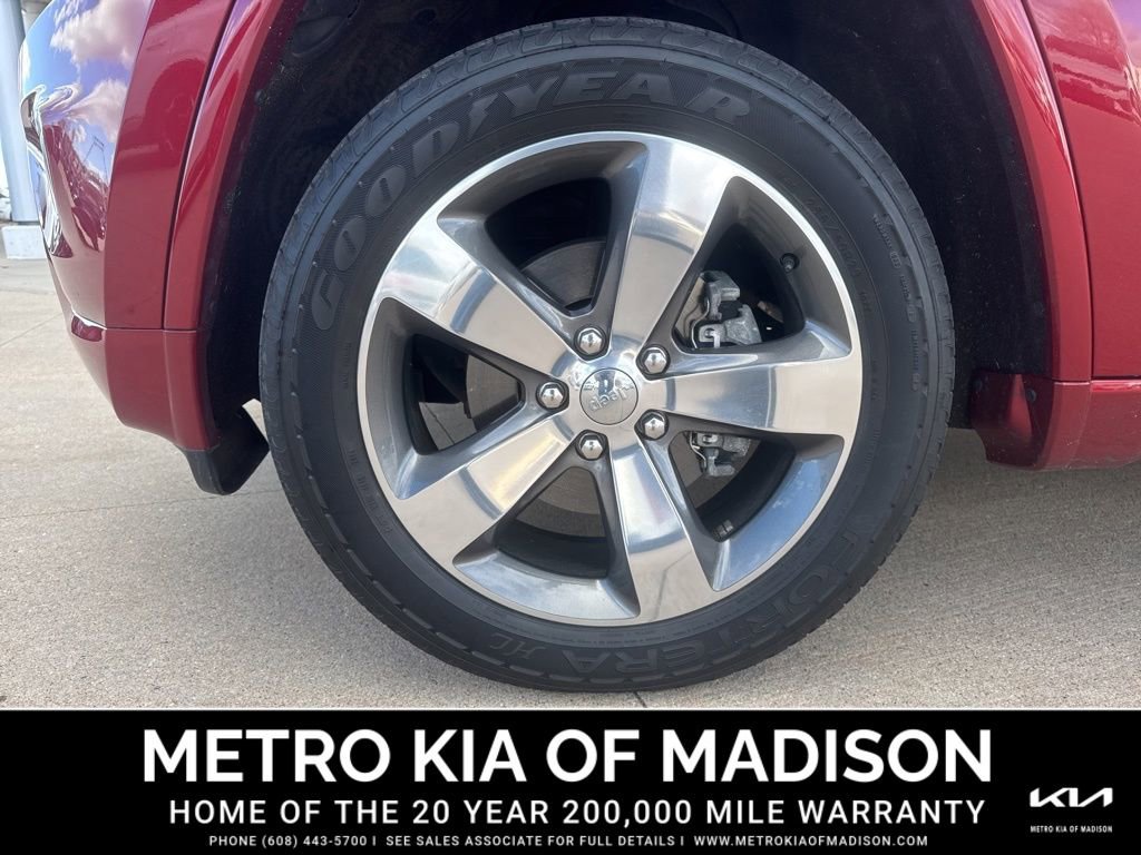 Used 2014 Jeep Grand Cherokee Overland w/ Advanced Technology Group image 10