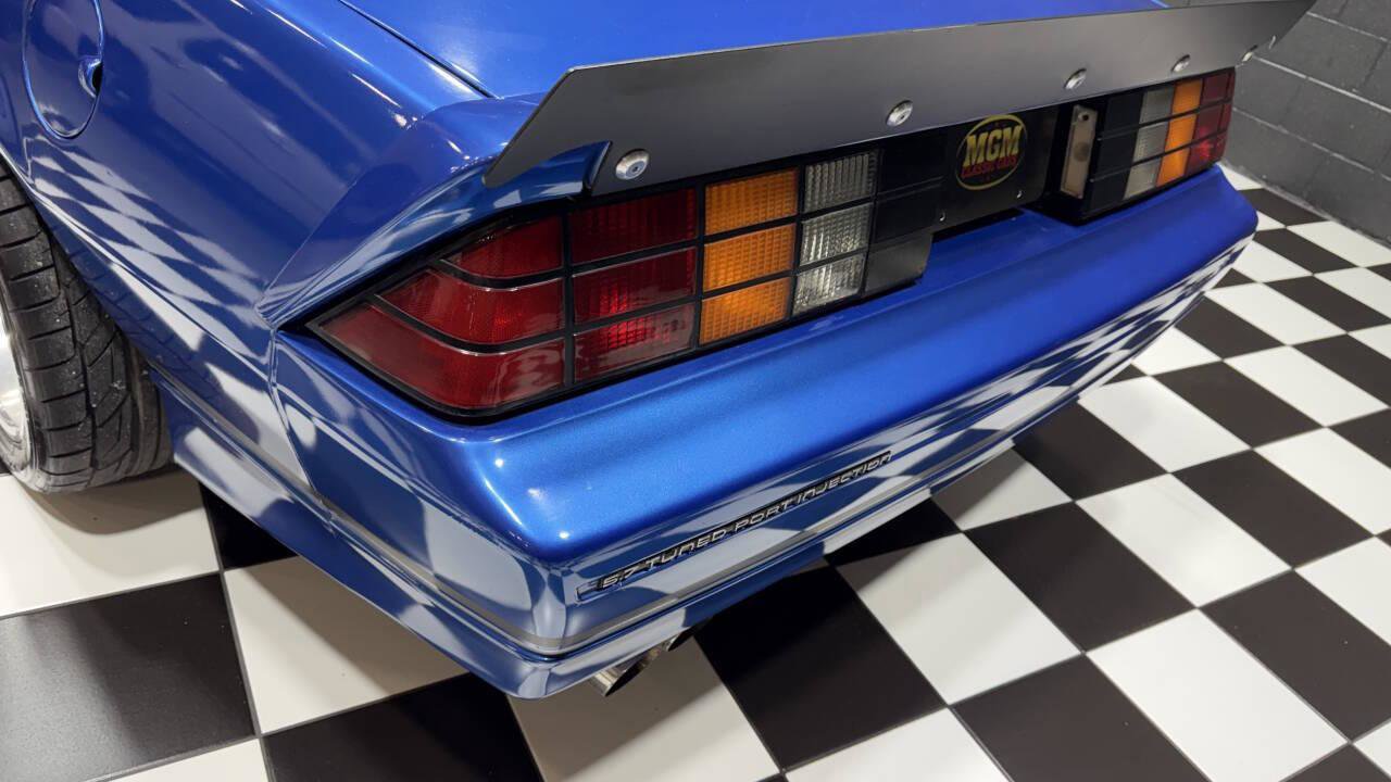 Used 1989 Chevrolet Camaro IROC-Z image 25
