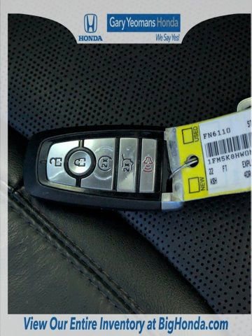 Used 2022 Ford Explorer Platinum w/ Technology Package image 32