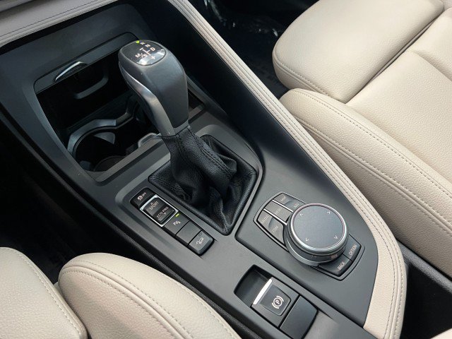 Used 2018 BMW X1 xDrive28i w/ Premium Package AWD/4WD image 21