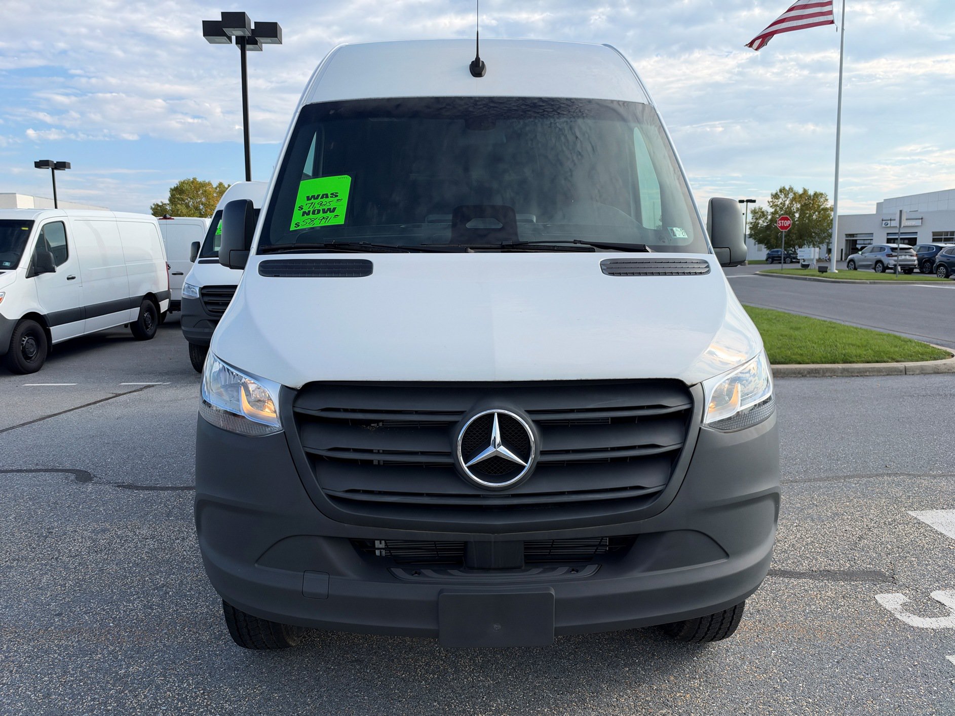 Used 2025 Mercedes-Benz Sprinter 2500 image 2
