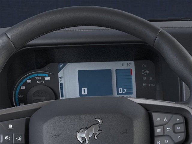 Used 2025 Ford Bronco Badlands image 13