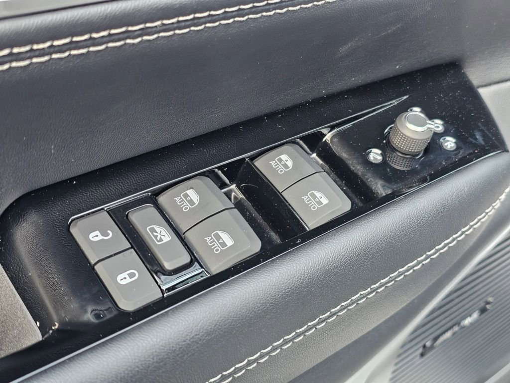 New 2026 Jeep Grand Wagoneer 4WD image 11