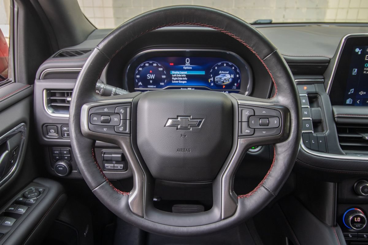 Used 2022 Chevrolet Tahoe RST w/ Luxury Package AWD/4WD image 38