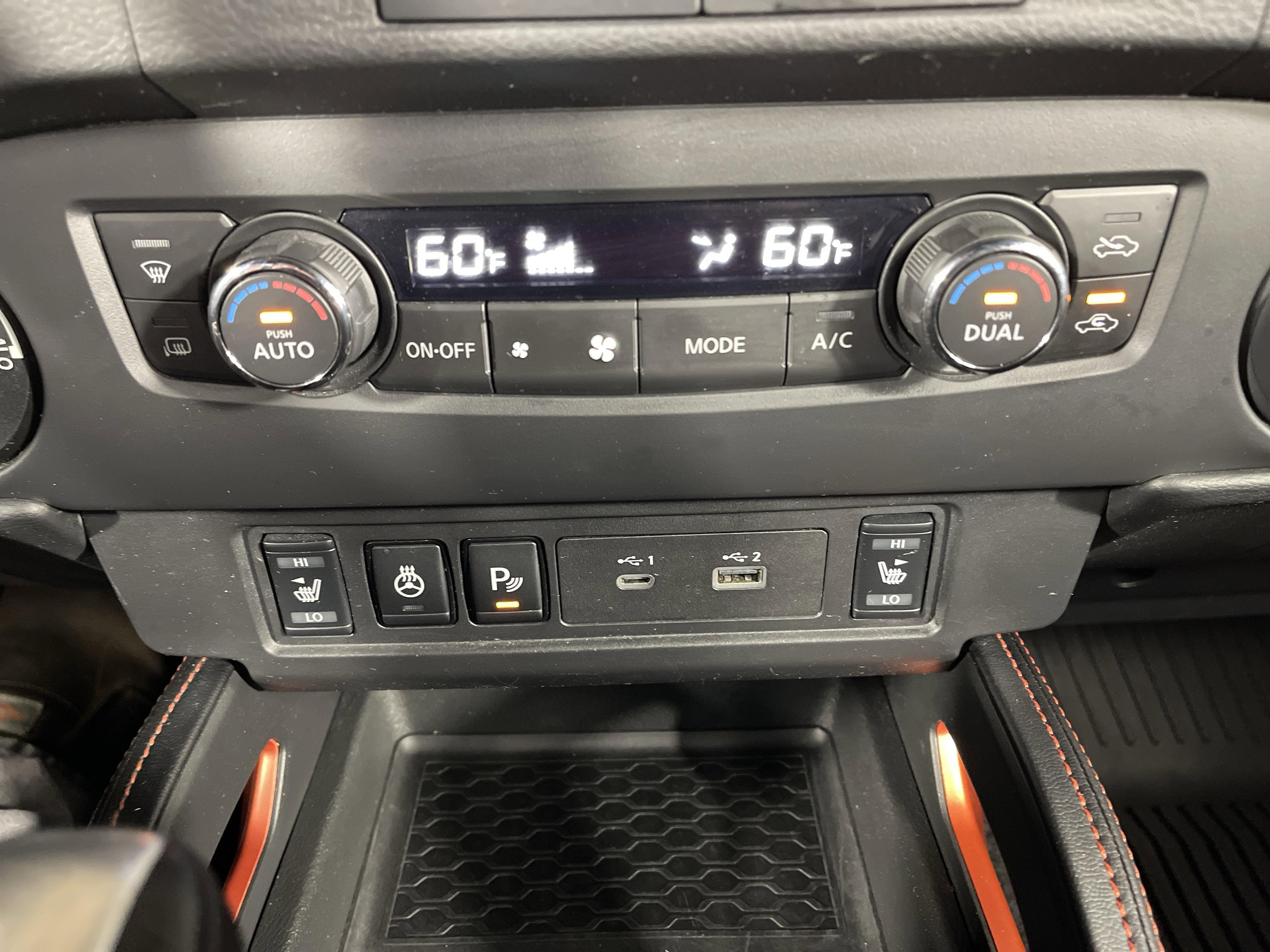 Used 2023 Nissan Frontier PRO-4X w/ Pro Convenience Package image 25