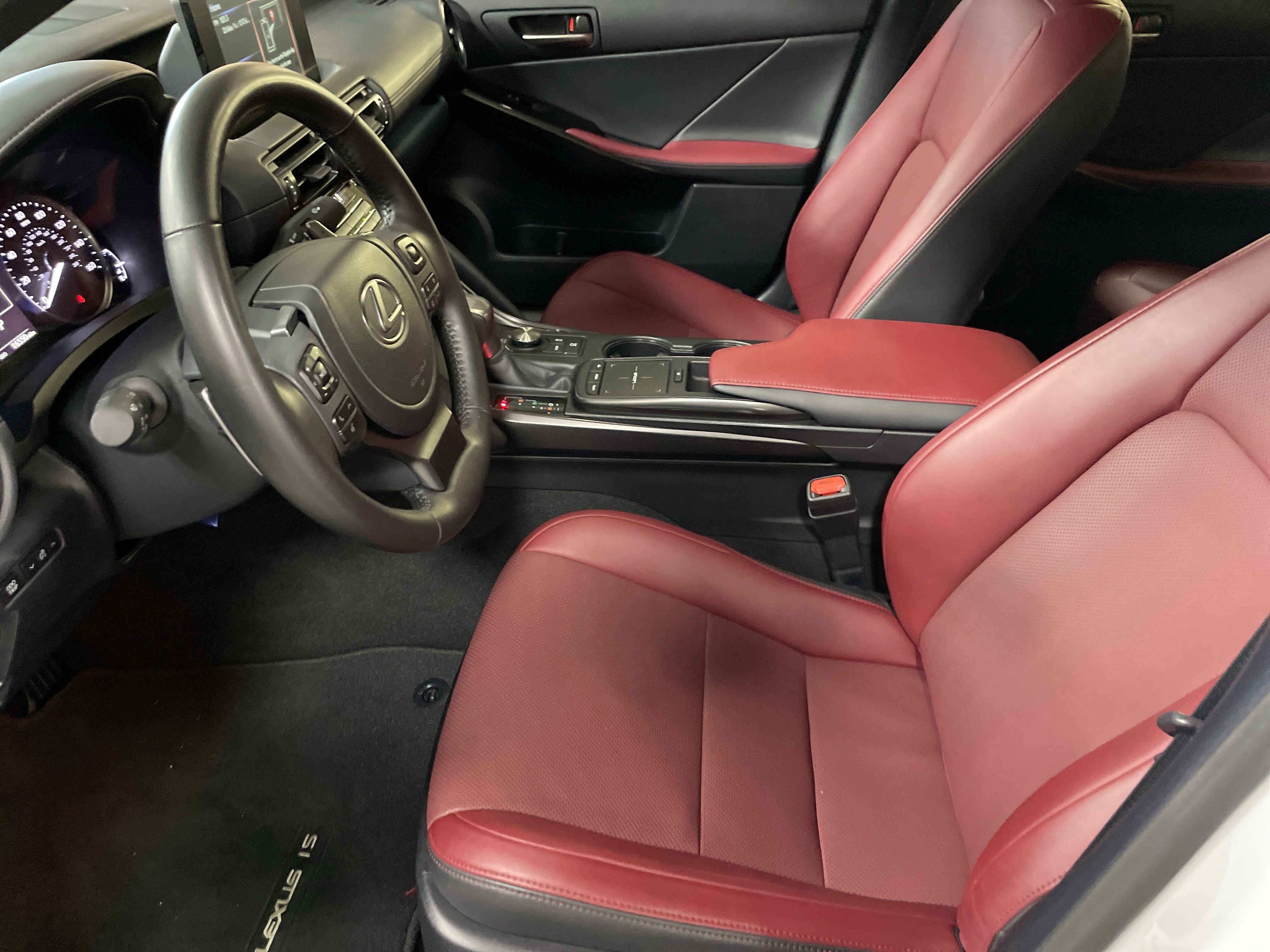 Used 2024 Lexus IS 350 F Sport image 16