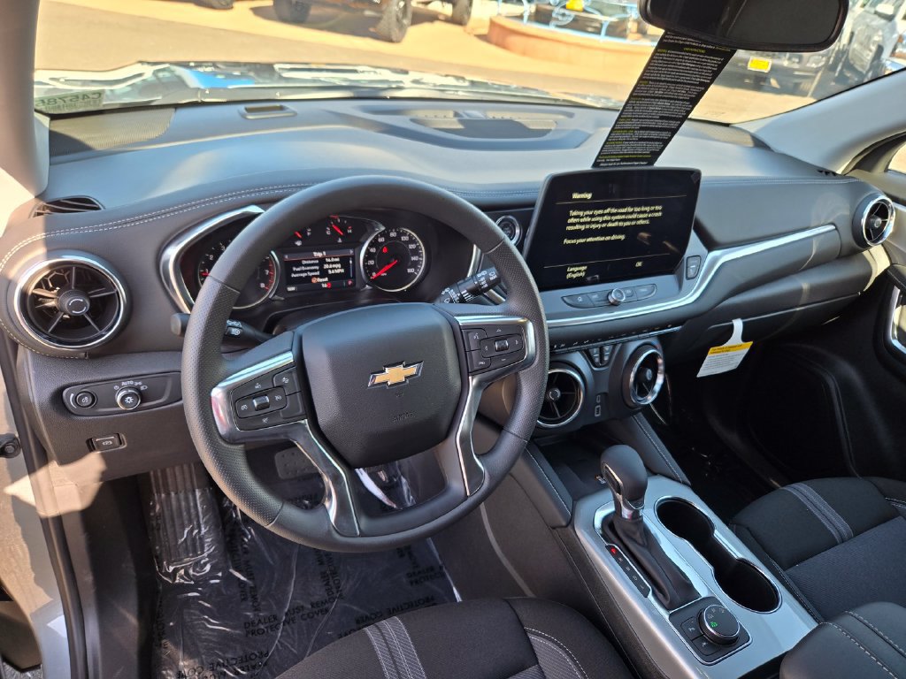 New 2026 Chevrolet Blazer LT w/ Convenience Package AWD/4WD image 6